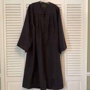 Oak Hall Graduation Commencement Gown Black